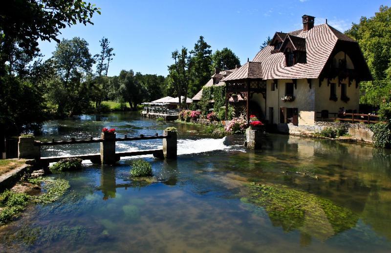 La Chapelle De Monet - Logis Coquelicots Villa Bois-Jerome-Saint-Ouen Bagian luar foto